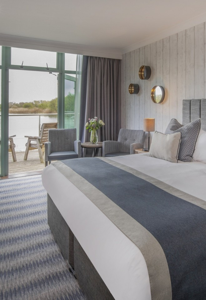 Deluxe Bedroom at De Vere Cotswold Water Park