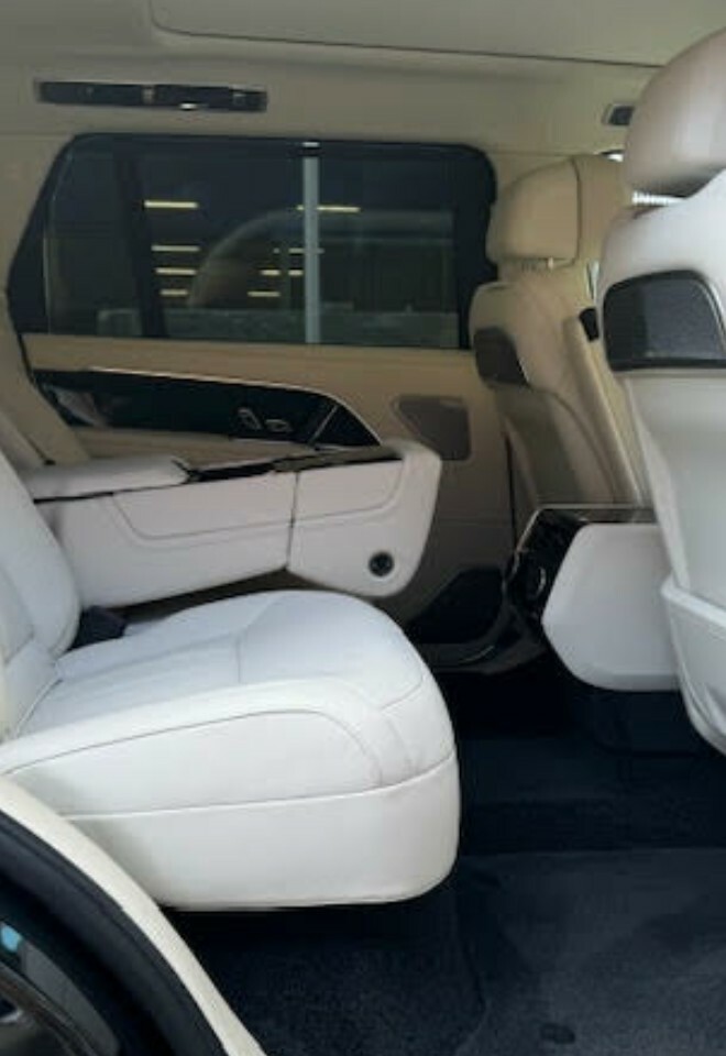 Interior Range Rover Wedding Car