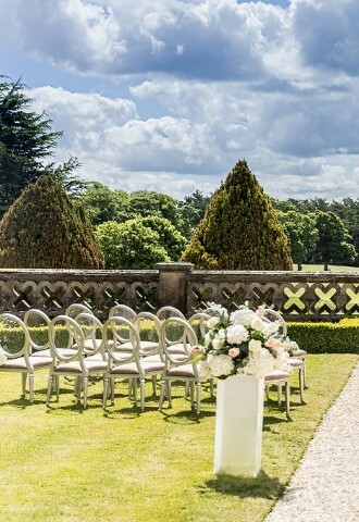 Our Dutch Gardens Perfect for an Outdoor Ceremony