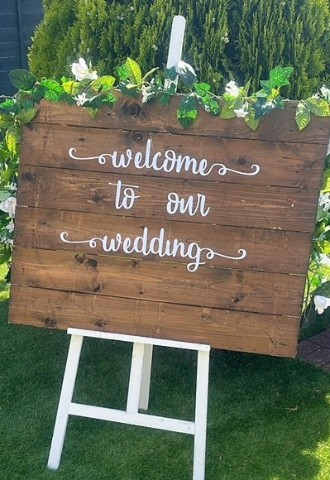 Rustic Welcome Sign