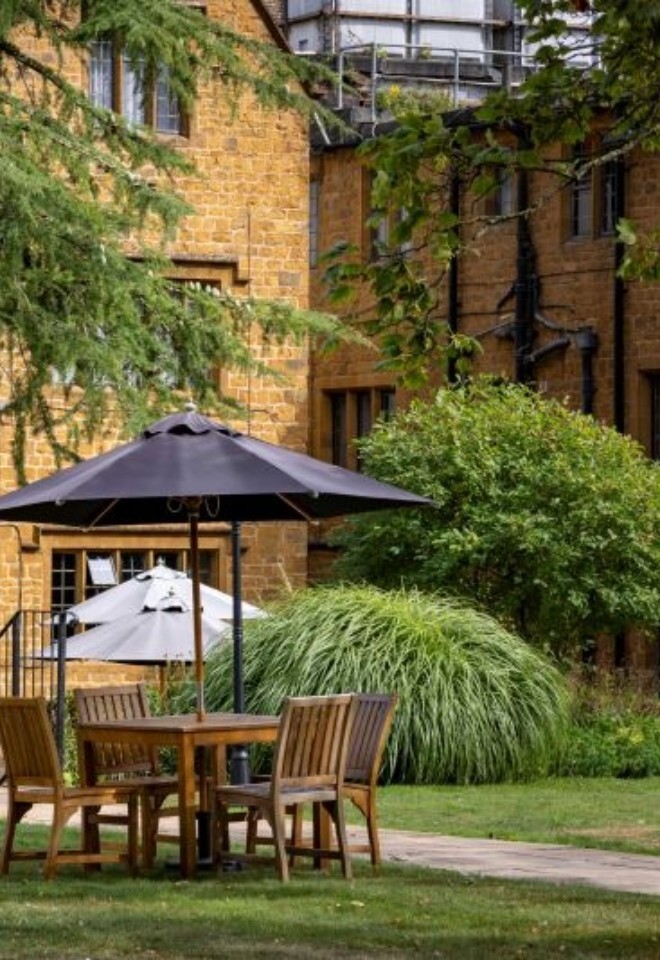 Whately Hall Hotel, Banbury