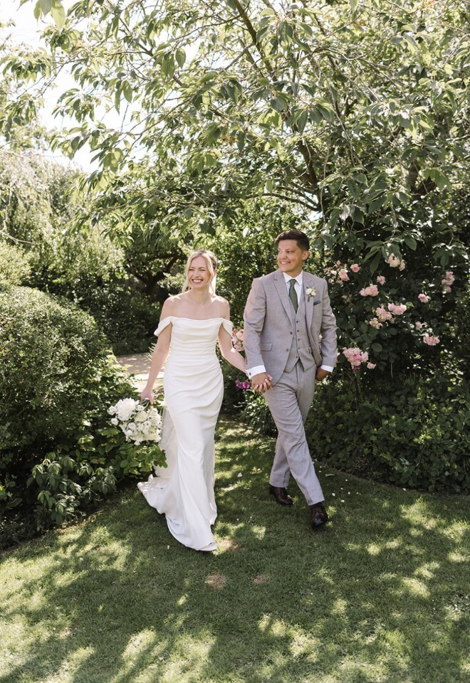 Couple in the gardens