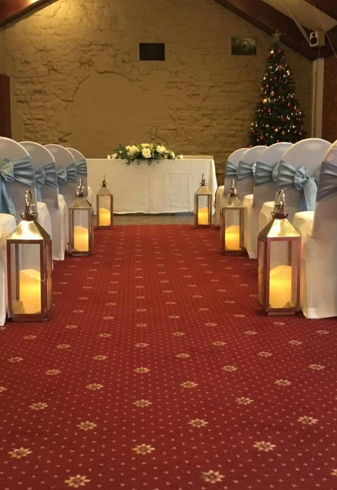 Christmas Wedding Ceremony