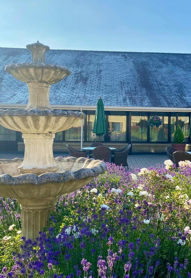 Stunning courtyard area in Leeds