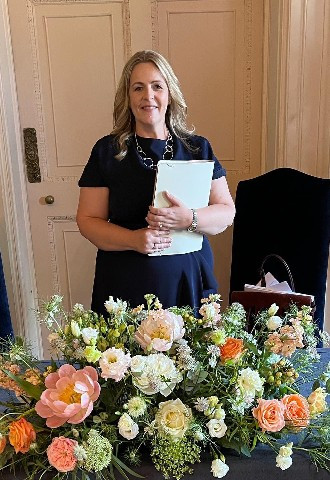 Buckinghamshire wedding celebrant Nicola West