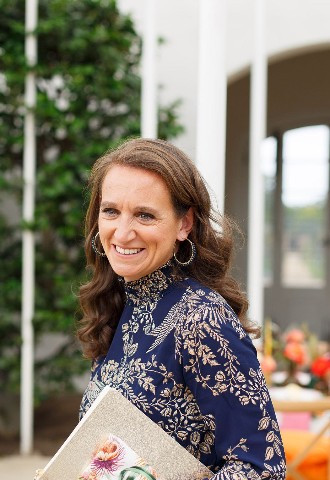 Honour and Pop - Antonia