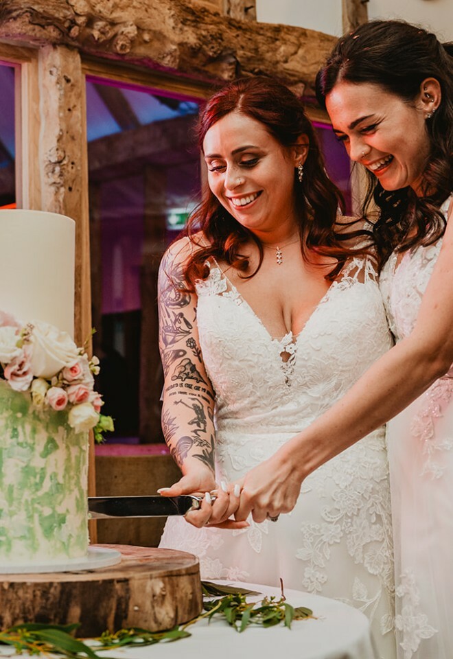South Farm Barn & Outisde wedding venue in Cambridgeshire & Hertfordshire