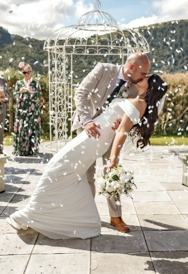 Confetti Throw