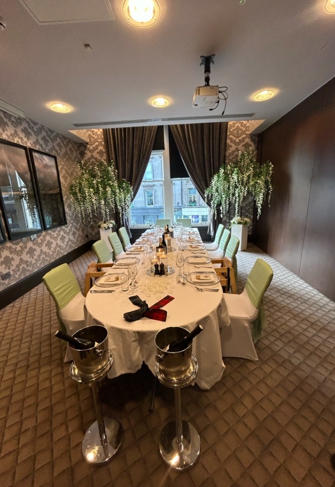 Malmaison Dundee, intimate wedding breakfast set up