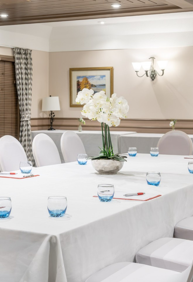Macdonald suite ceremony set up