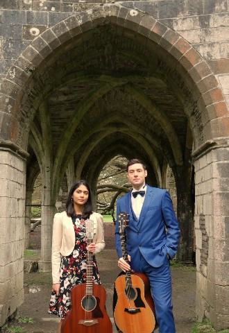 Greenvines Acoustic Duo available for outdoor weddings in Oxfordshire