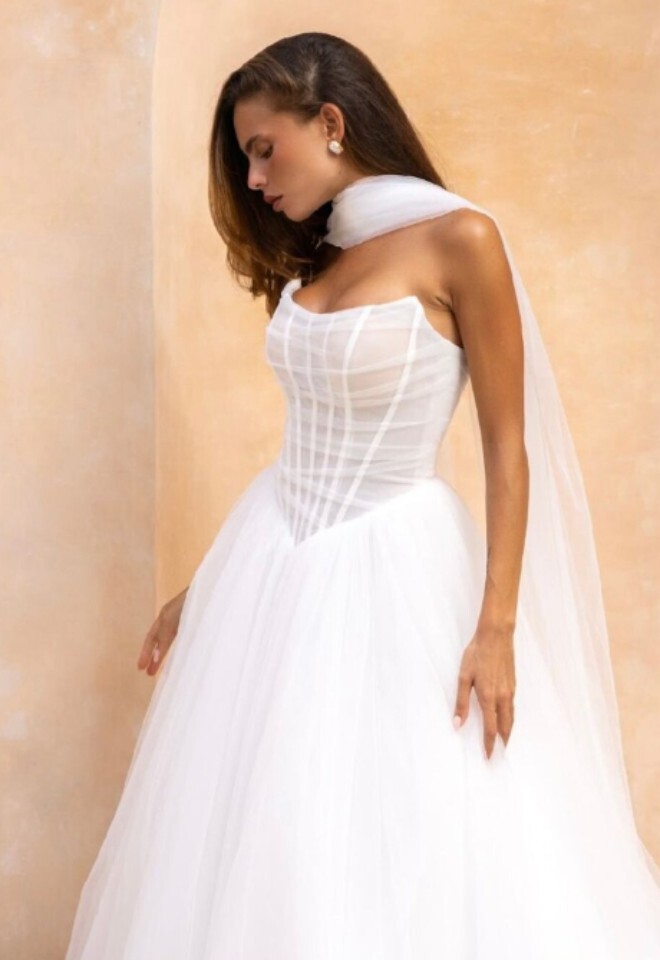 Daisy by Champery Couture