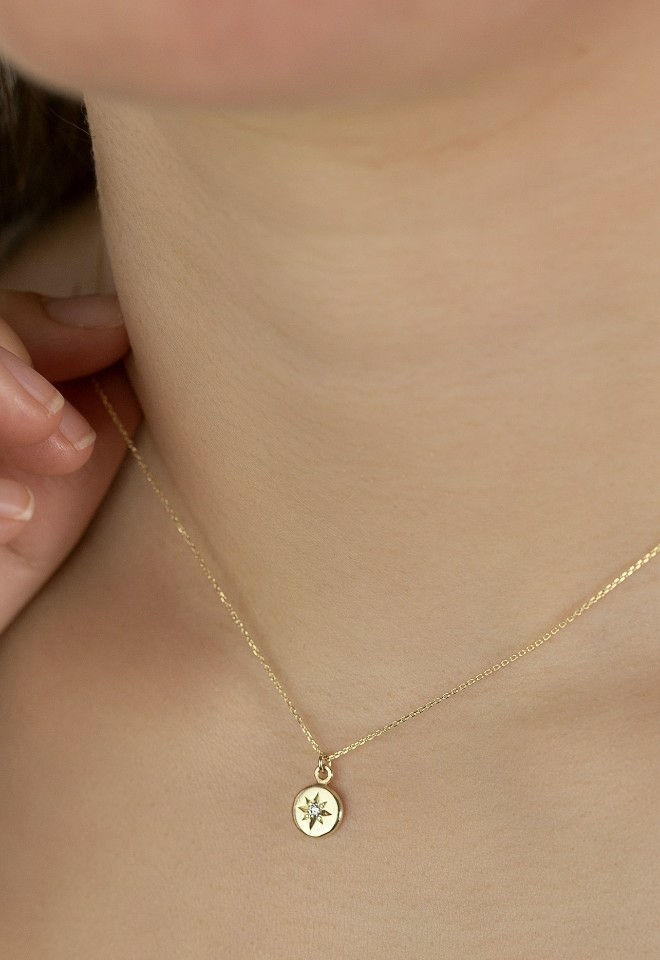 9kt gold diamond star set pendant 