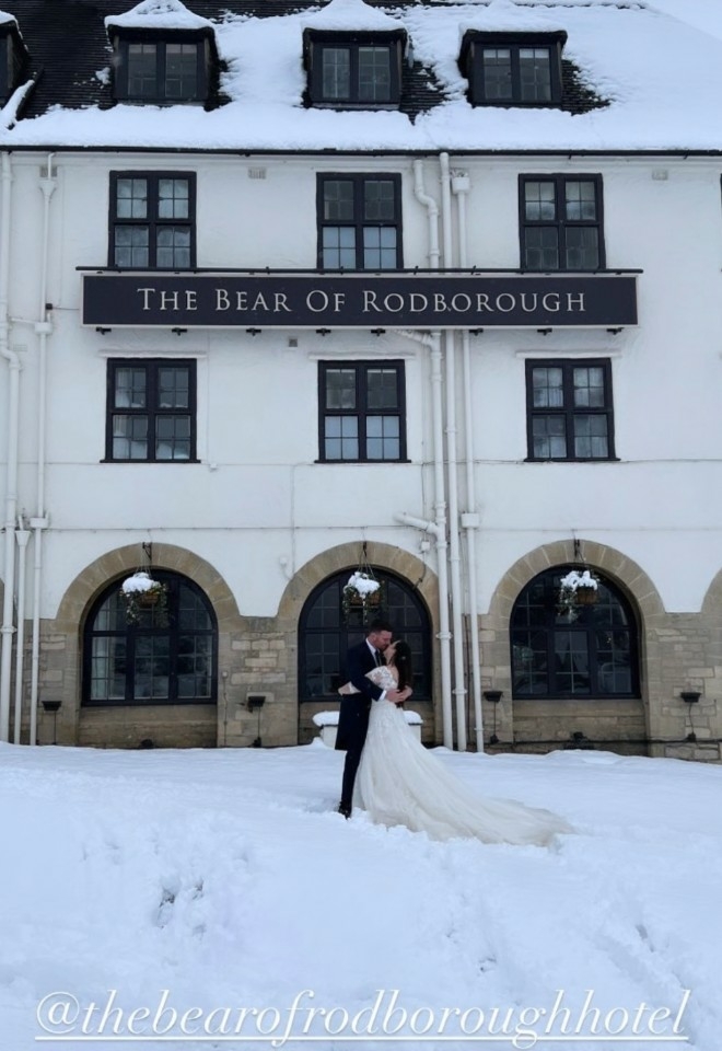 Snow, winter wedding, winter wonderland