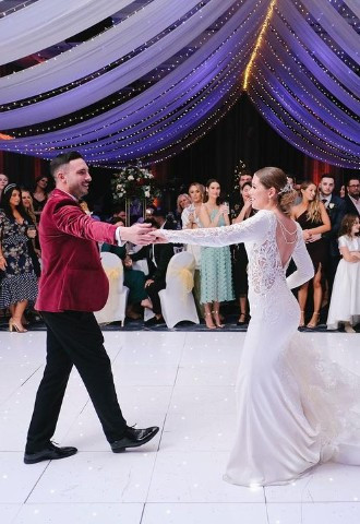 Wedding couple dancing on dance floor at Vale Resort
