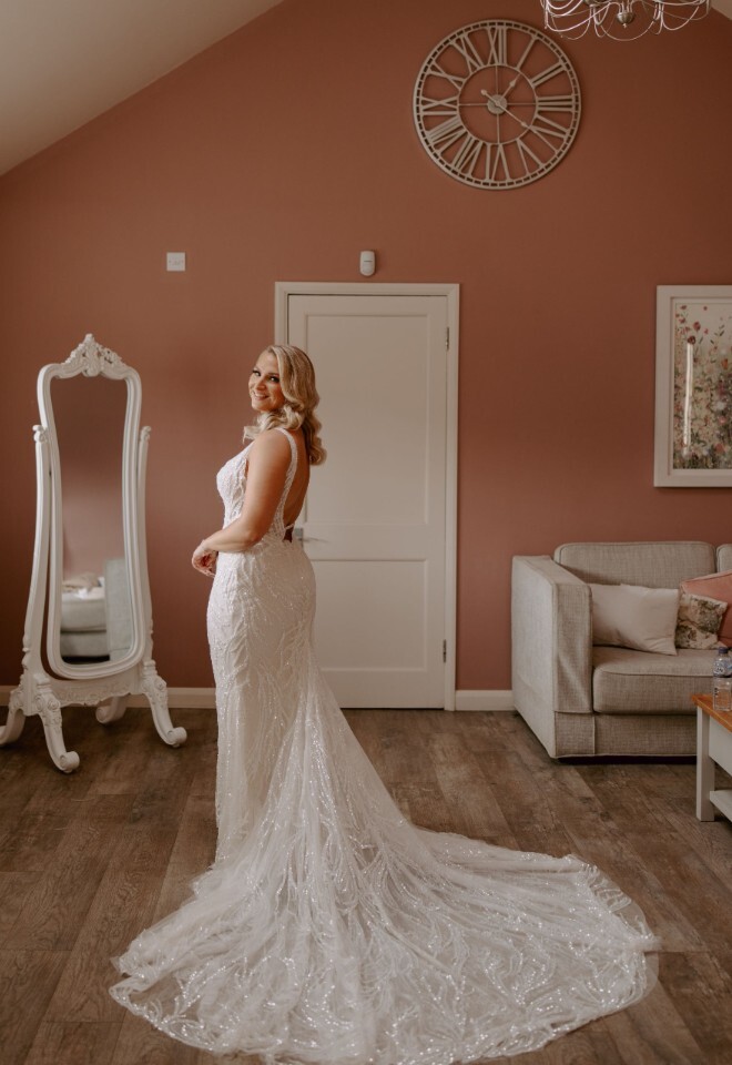 Bride in Salon before ceremony 