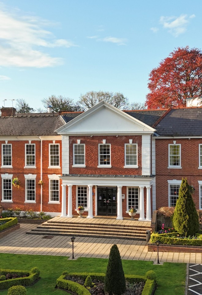 Manor Hotel Solihull Exterior