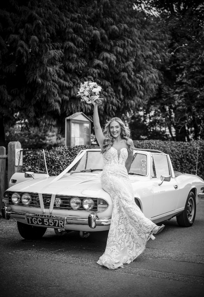 Modern Bridal portrait Aimee Kirkham Oxford-Photography