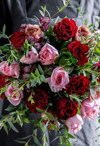 Roses by The Real Flower Company