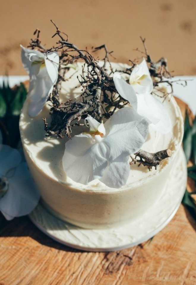 Wedding Cake by Peboryon