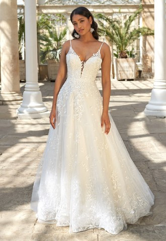 wed2b Designer Bridal Outlet in Wrexham