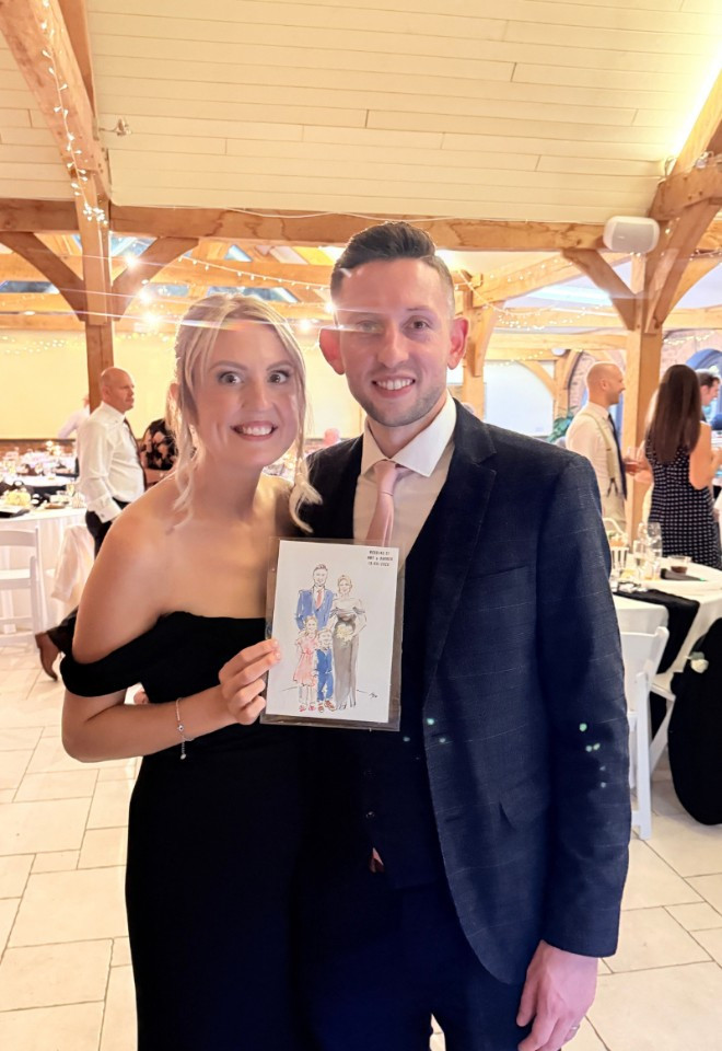 GUESTS RECEIVED THE KEEPSAKE ON THE WEDDING DAY