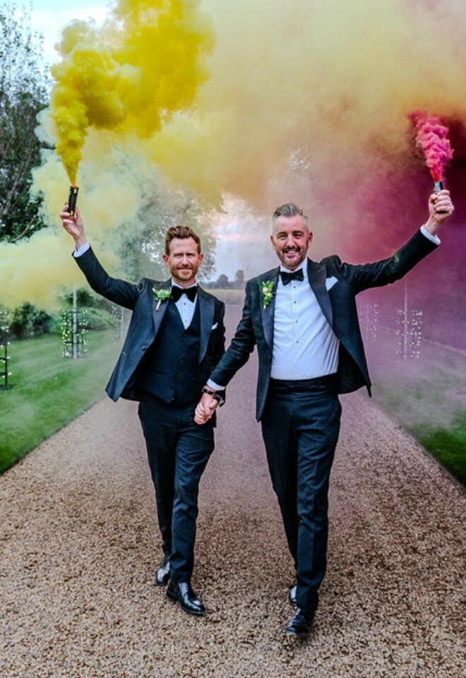 South Farm Barn & Outisde wedding venue in Cambridgeshire & Hertfordshire