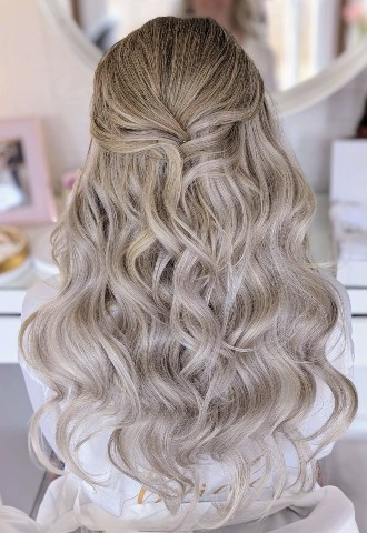 Modern soft Hollywood wave half up half down
