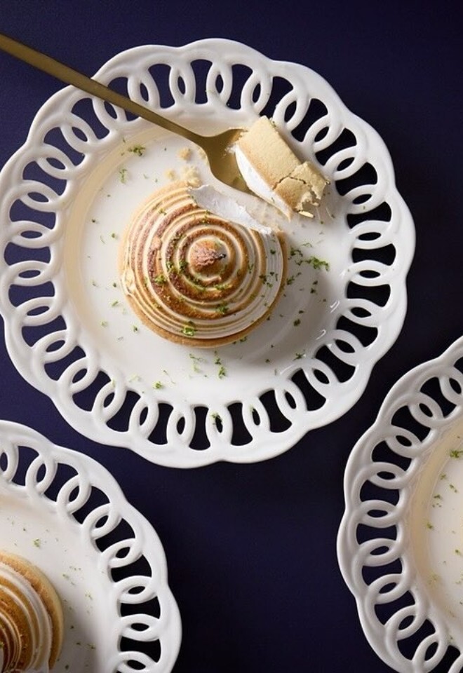 Fine dining style dessert plate by Portfolio Events Catering, a Northamptonshire-based wedding caterer