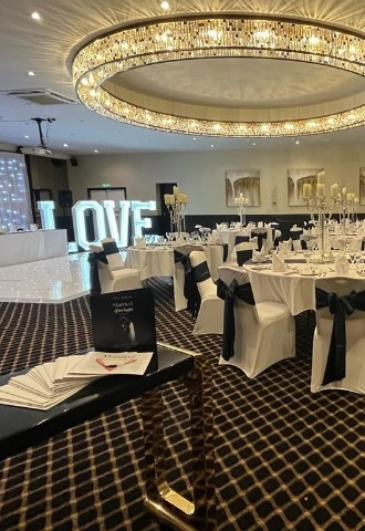 Wedding dinner and dance floor layout at the Bold Hotel