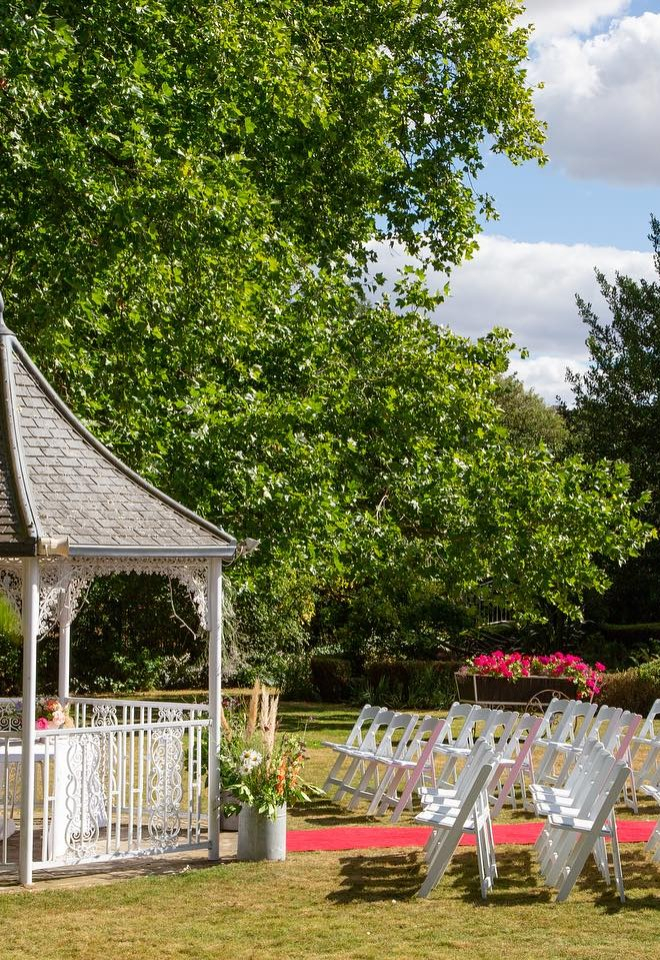 The Alton House Hotel