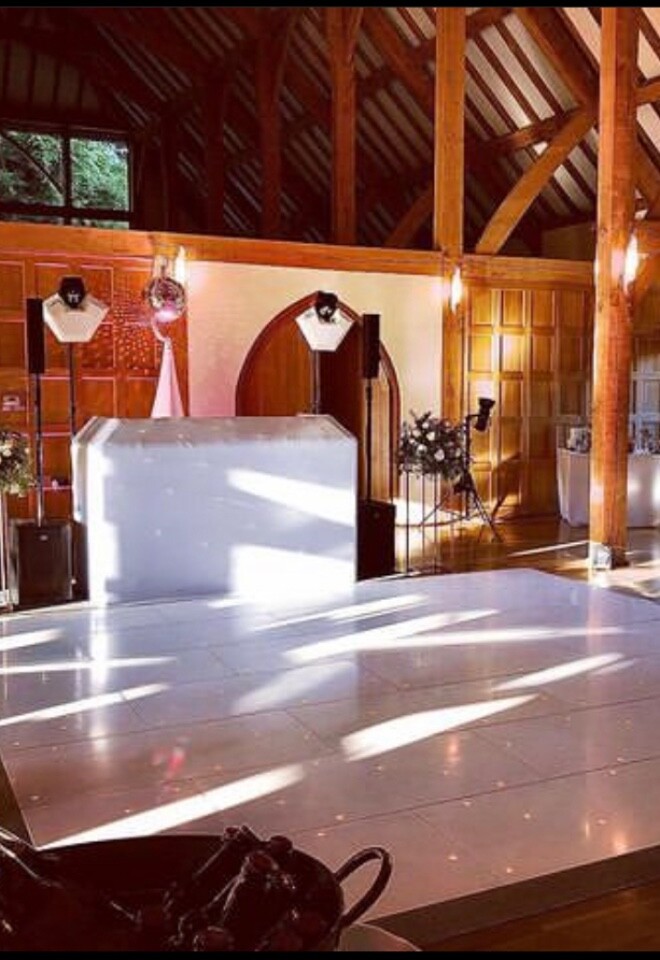 Wedding DJ Rivervale Barn