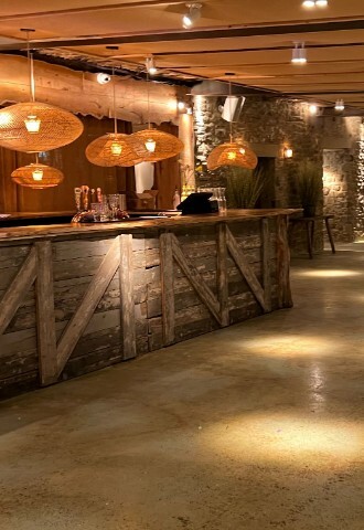 Runa Farm Bar