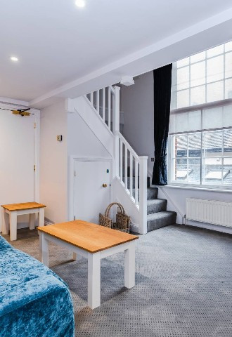 Bridal suite living room 