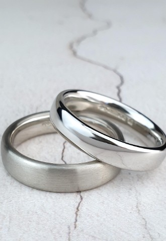 custom made plain platinum wedding bands