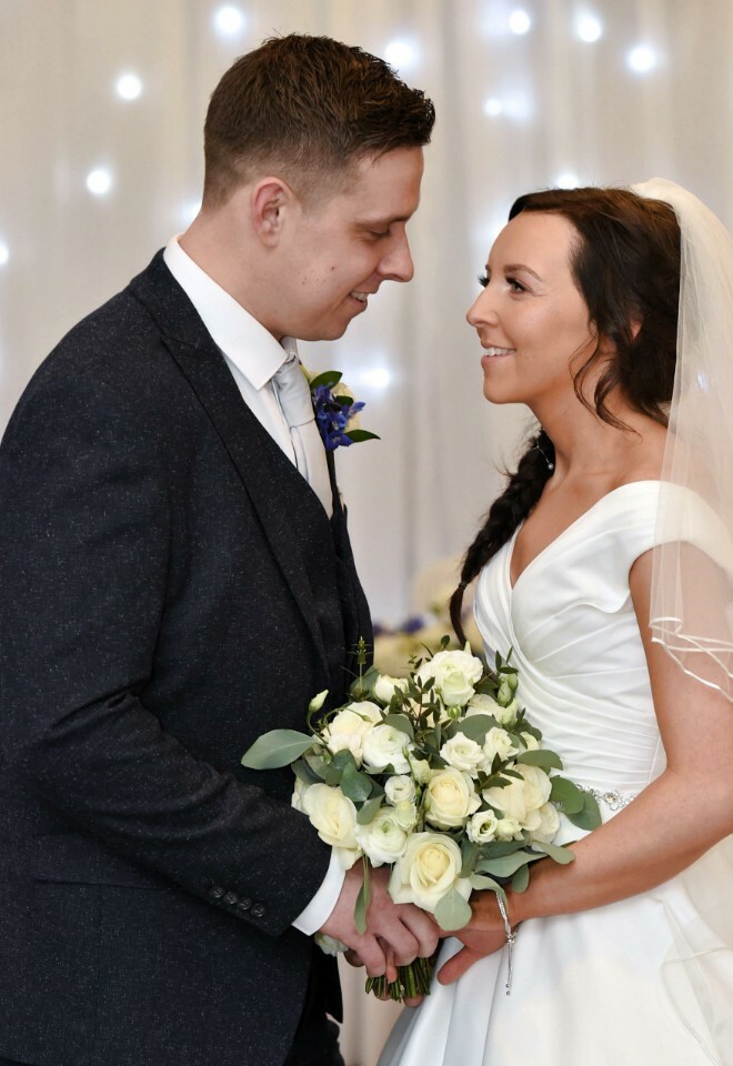 wedding photography Highworth Swindon