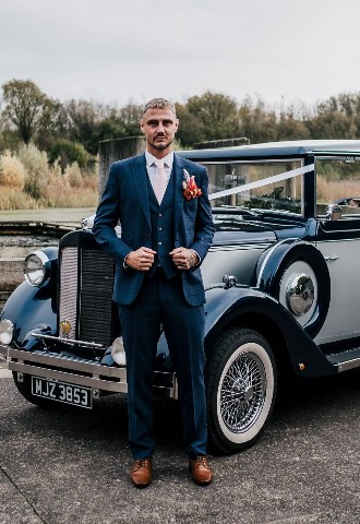 Malvern Wedding Cars - Classic Vintage wedding transport hire Lancashire