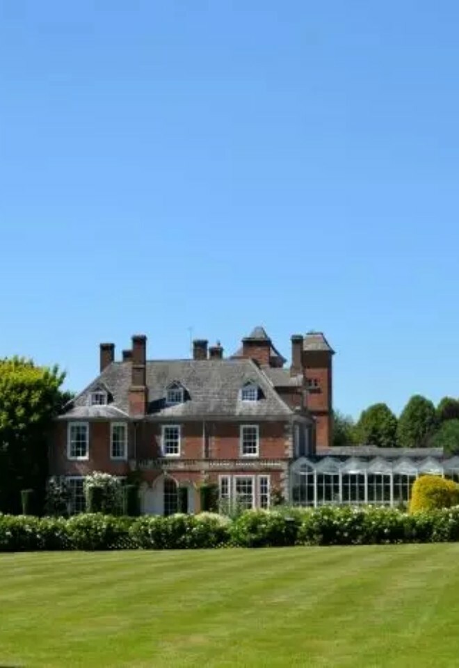 Sutton Bonington Hall Front Image
