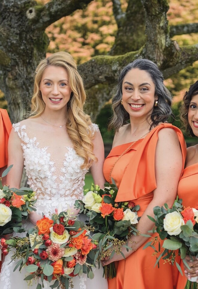 Jess and her bridesmaids at Gaynes Park venue in Essex
