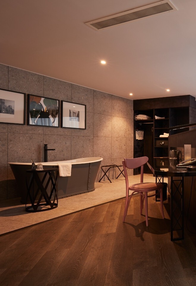 On Site Bedroom - Bridal Room