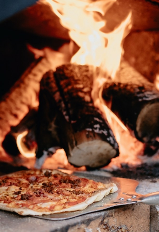 Pizza oven