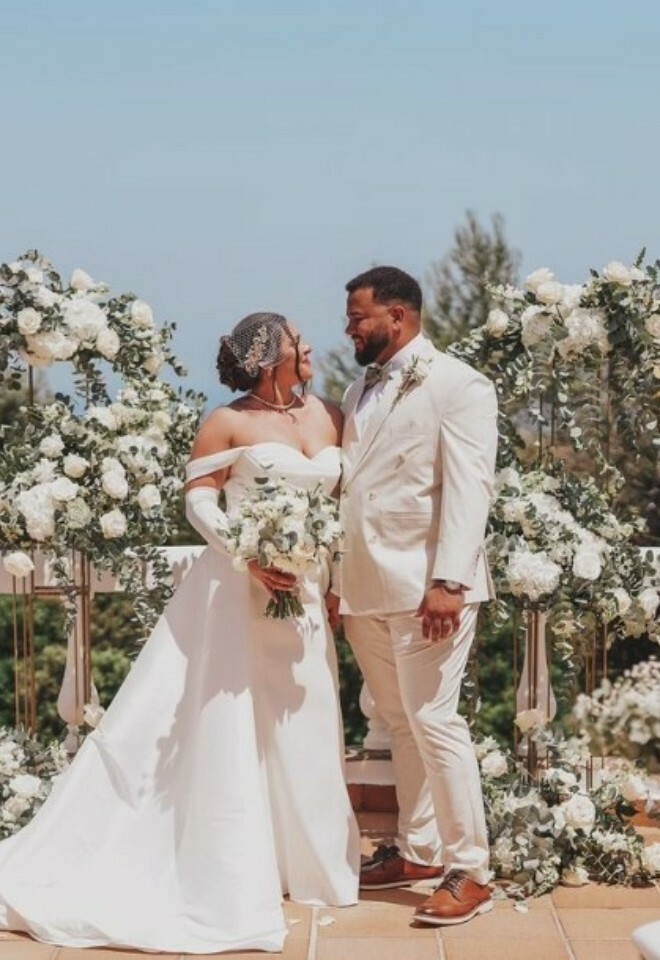 Fabulous White Wedding Flowers with Couple on Wedding Day at Casa Monte Cristo