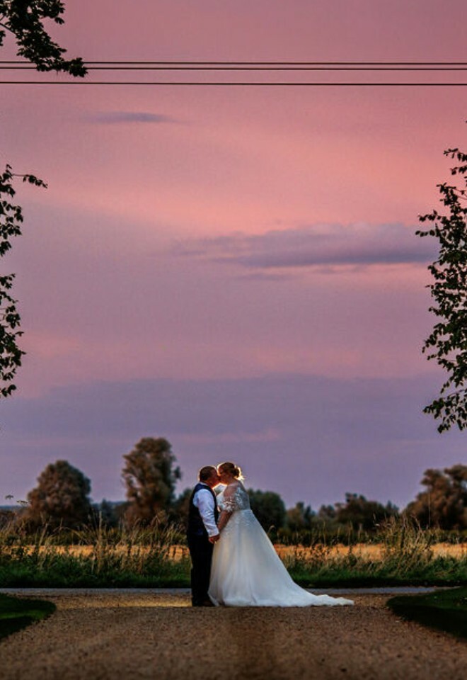 South Farm Barn & Outisde wedding venue in Cambridgeshire & Hertfordshire