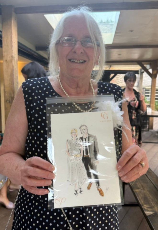 GUESTS RECEIVE THEIR ILLUSTRATION ON THE WEDDING DAY