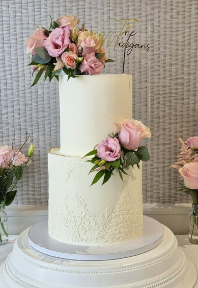 2-tiered ganache wedding cake