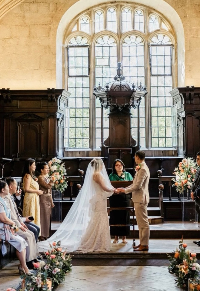 Oxford_Wedding_Florist_Bodleian_ceremony