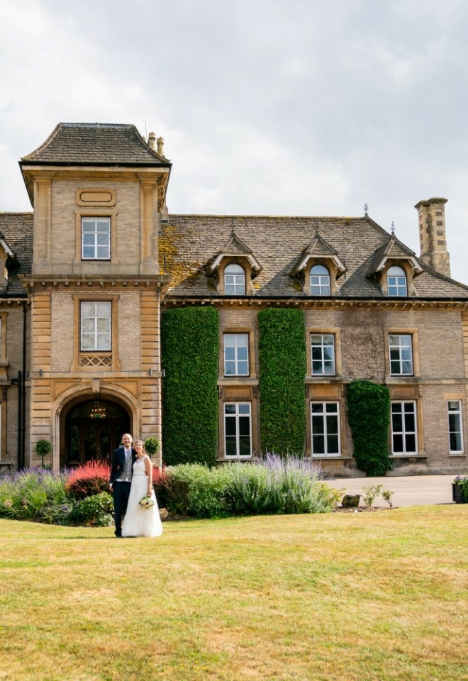 Front of Eastwood Park Manor