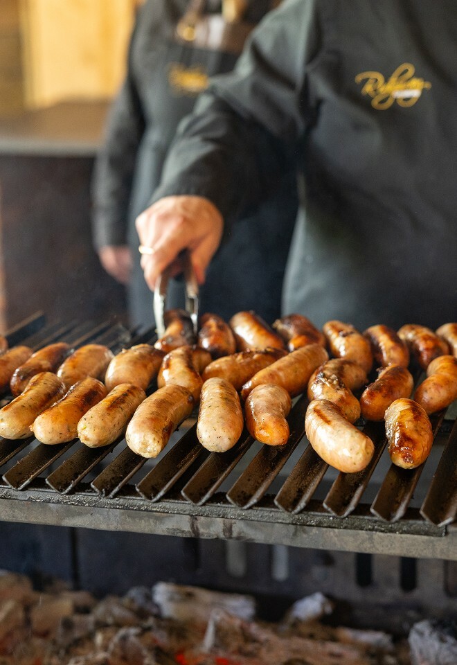 Holly & Will - The BBQ Sharing Time wedding breakfast dining experience