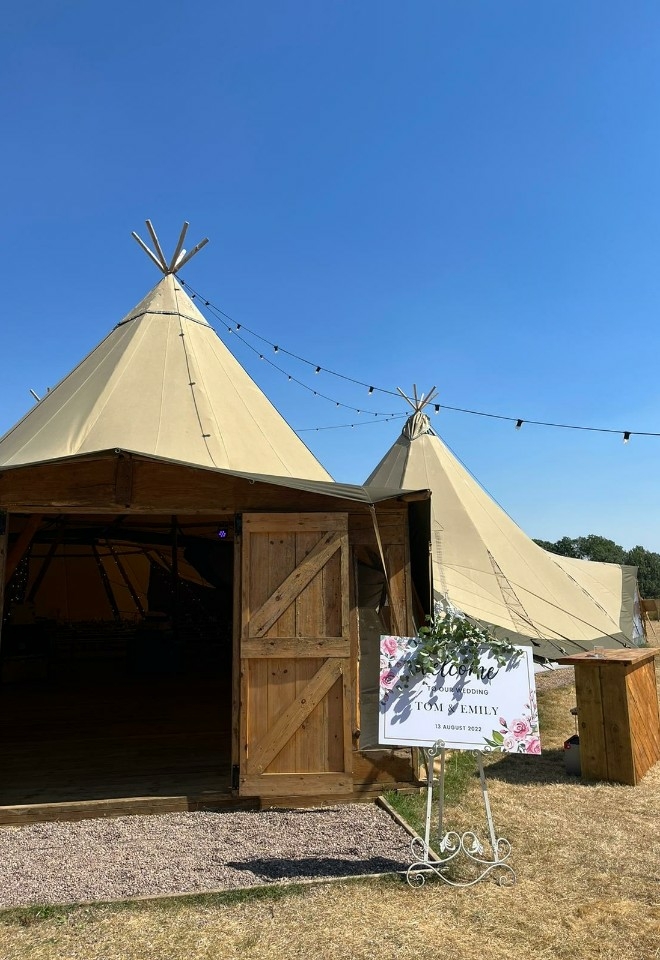 Elms Meadow Tipi Wedding Venue