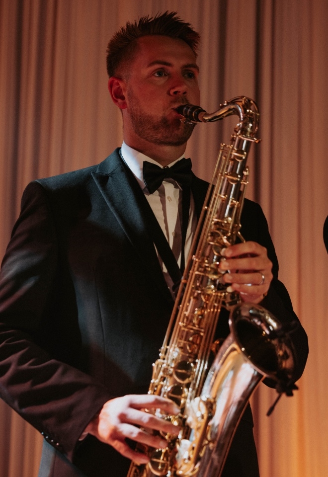Wedding Saxophonist 